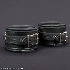 Mr S Leather Essential Wrist Restraints - Slimline